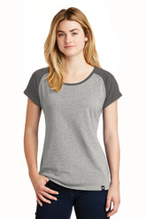 New Era ® Women's Heritage Blend Varsity Tee - Graphite/ Light Graphite Twist - M
